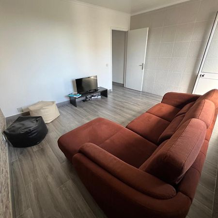 Casa A 2 Minutos A Pe De Piscina Natural Ponta Delgada Exteriér fotografie