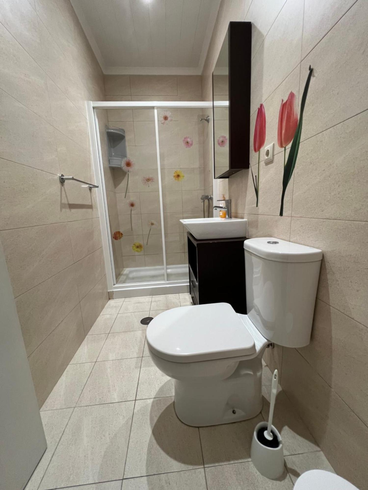 Casa A 2 Minutos A Pe De Piscina Natural Ponta Delgada Exteriér fotografie